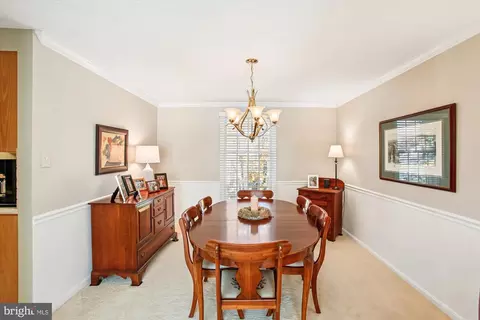 7729 Middle Valley Dr, Springfield, VA 22153 photo 11