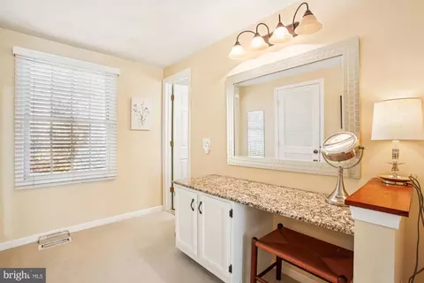 7729 Middle Valley Dr, Springfield, VA 22153 photo 32