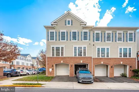 3541 Huntley Manor Ln #79B, Alexandria, VA 22306