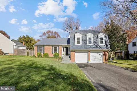 5090 Queens Wood Dr, Burke, VA 22015