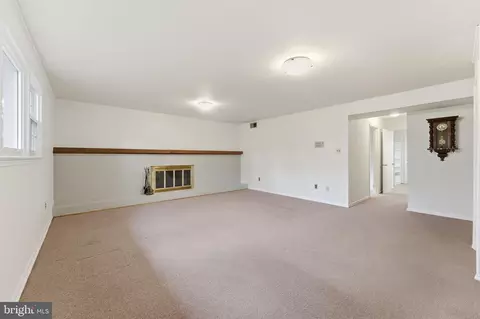 Living - 2631 E Meredith Dr, Vienna, VA 22181 photo 8 of 10