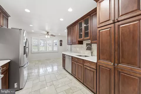 Kitchen - 2631 E Meredith Dr, Vienna, VA 22181 photo 2 of 5