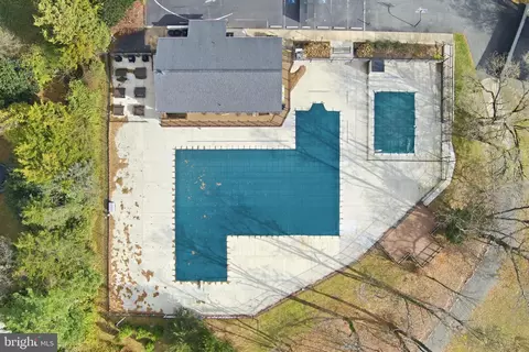 Exterior - 2631 E Meredith Dr, Vienna, VA 22181 photo 17 of 25