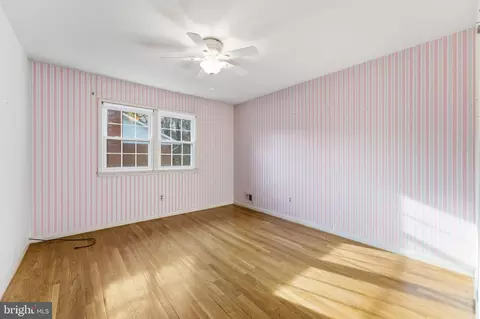 Bedroom - 2631 E Meredith Dr, Vienna, VA 22181 photo 5 of 13