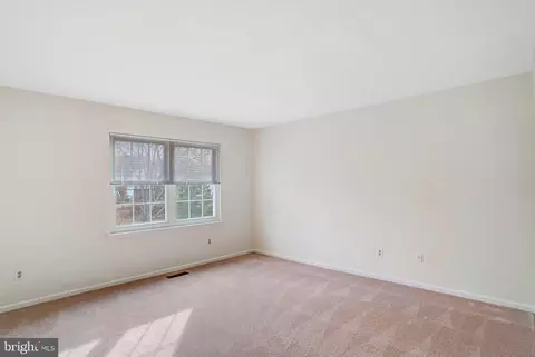 9019 Octavia Ct, Springfield, VA 22153 photo 25