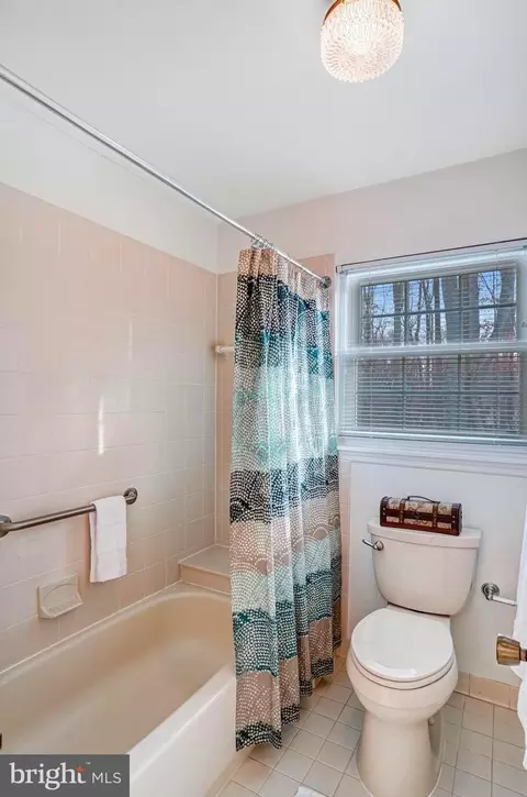 9019 Octavia Ct, Springfield, VA 22153 photo 21