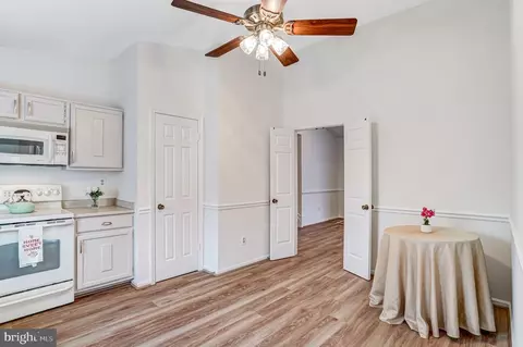 9019 Octavia Ct, Springfield, VA 22153 photo 12