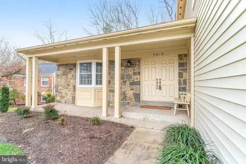 9019 Octavia Ct, Springfield, VA 22153