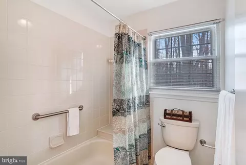 9019 Octavia Ct, Springfield, VA 22153 photo 22