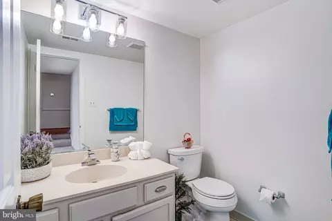 9019 Octavia Ct, Springfield, VA 22153 photo 42