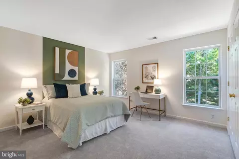 Bedroom - 9237 Old Beech Ct, Lorton, VA 22079 photo 3 of 5