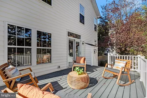 Exterior - 9237 Old Beech Ct, Lorton, VA 22079 photo 5 of 7