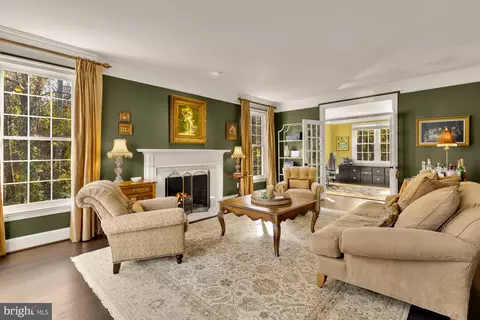 1257 New Bedford Ln, Reston, VA 20194