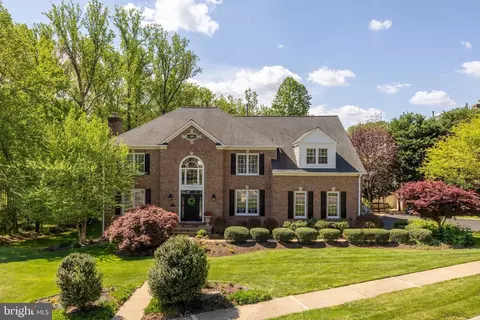 1257 New Bedford Ln, Reston, VA 20194