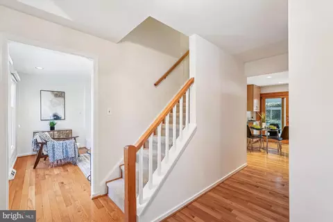 Entry Way - 11410 Running Cedar Rd, Reston, VA 20191 photo 1 of 3
