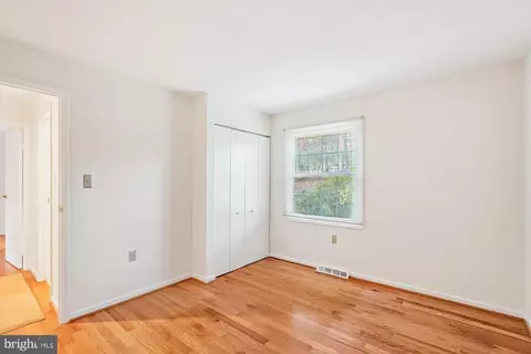 Bedroom - 11410 Running Cedar Rd, Reston, VA 20191 photo 11 of 12