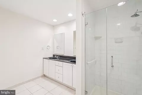 Bath - 11410 Running Cedar Rd, Reston, VA 20191 photo 1 of 4