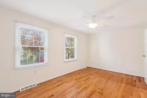 Bedroom - 11410 Running Cedar Rd, Reston, VA 20191 photo 4 of 12
