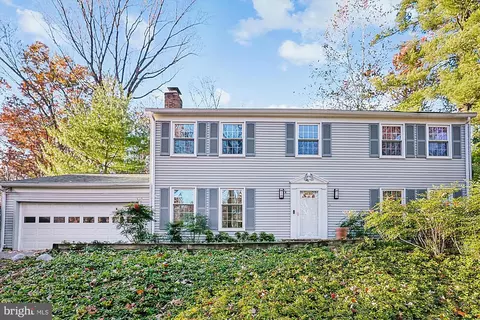 11410 Running Cedar Rd, Reston, VA 20191