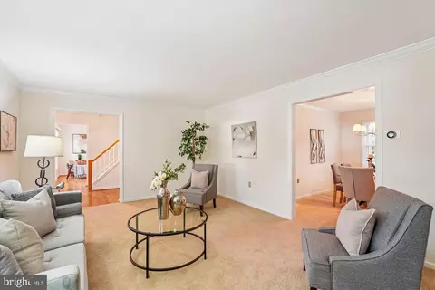 Living - 11410 Running Cedar Rd, Reston, VA 20191 photo 4 of 8