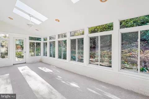 Exterior - 11410 Running Cedar Rd, Reston, VA 20191 photo 2 of 4