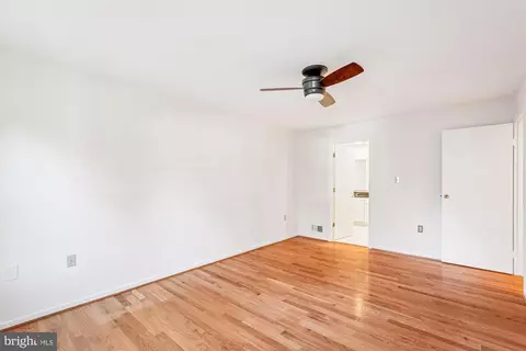 Bedroom - 11410 Running Cedar Rd, Reston, VA 20191 photo 3 of 12