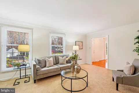 Living - 11410 Running Cedar Rd, Reston, VA 20191 photo 3 of 8