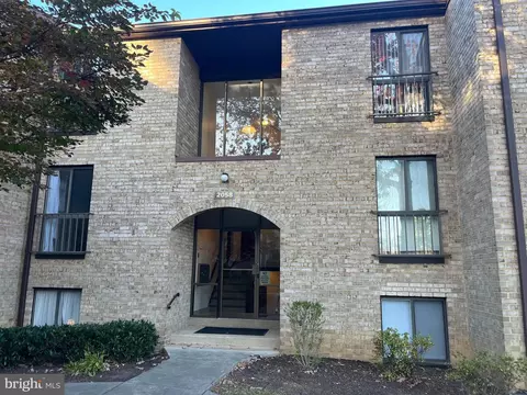 2058 Royal Fern Ct #26/1C, Reston, VA 20191