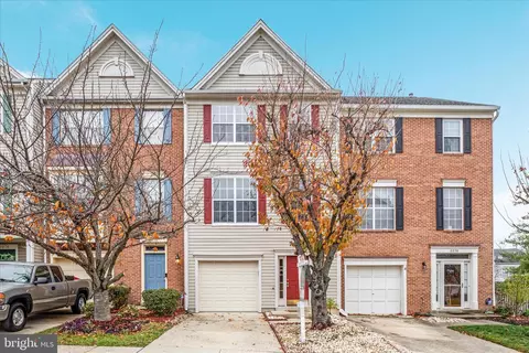 6272 Clay Pipe Ct, Centreville, VA 20121