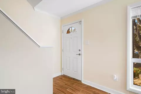 2201 Chamblee Pl, Herndon, VA 20170 photo 15
