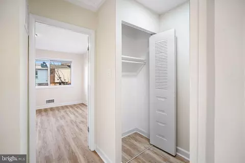 2201 Chamblee Pl, Herndon, VA 20170 photo 24