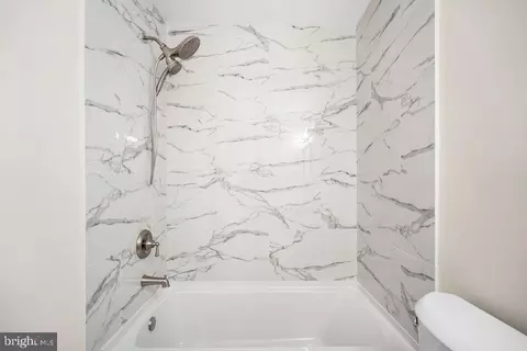 2201 Chamblee Pl, Herndon, VA 20170 photo 21