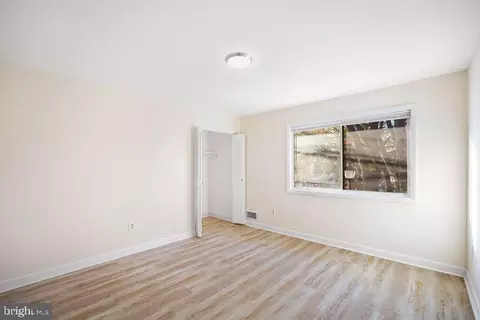 2201 Chamblee Pl, Herndon, VA 20170 photo 19