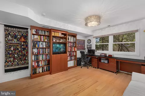 Other - 6226 Nelway Dr, Mclean, VA 22101 photo 7 of 10