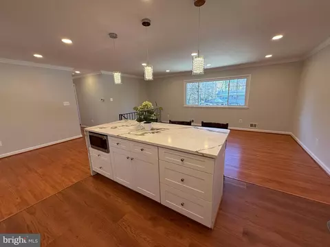 Kitchen - 4721 Springbrook Dr, Annandale, VA 22003 photo 3 of 14