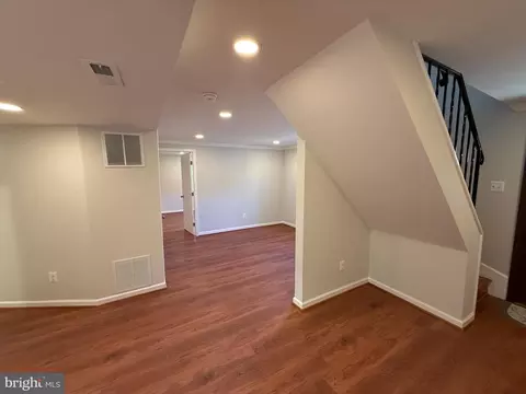 Living - 4721 Springbrook Dr, Annandale, VA 22003 photo 6 of 6