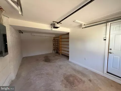 Exterior - 4721 Springbrook Dr, Annandale, VA 22003 photo 14 of 17