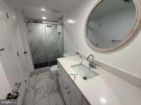 Bath - 4721 Springbrook Dr, Annandale, VA 22003 photo 9 of 11