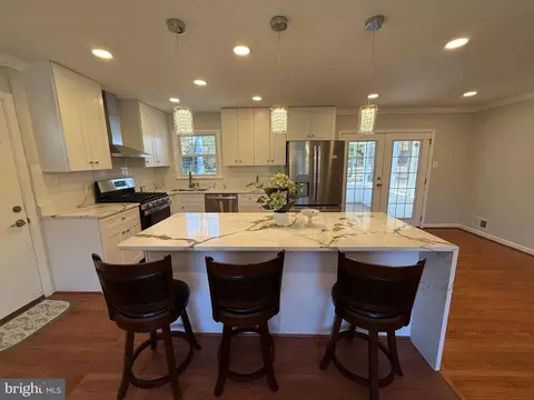 Kitchen - 4721 Springbrook Dr, Annandale, VA 22003 photo 12 of 14