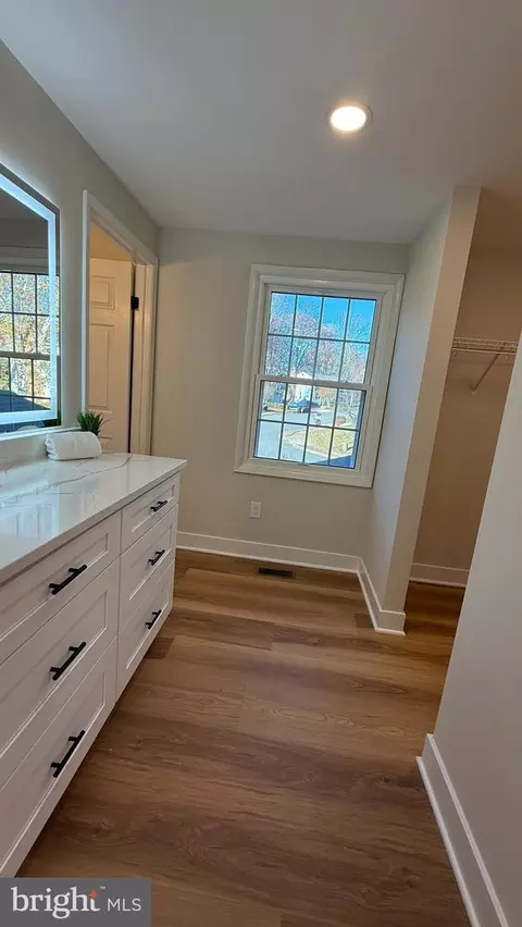 8375 Magic Leaf Rd, Springfield, VA 22153 photo 22