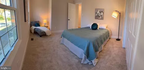 8375 Magic Leaf Rd, Springfield, VA 22153 photo 16