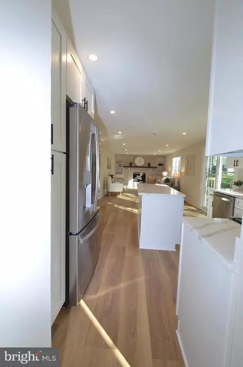 8375 Magic Leaf Rd, Springfield, VA 22153 photo 30