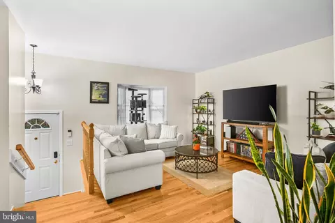 Entry Way - 2418 Ridgehampton Ct, Reston, VA 20191 photo 1 of 1