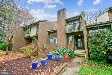 2025 Winged Foot Ct, Reston, VA 20191
