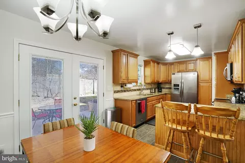 Other - 7215 Beverly Park Dr, Springfield, VA 22150 photo 2 of 15