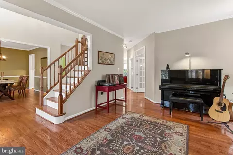 Entry Way - 7736 White Willow Ct, Springfield, VA 22153 photo 4 of 9