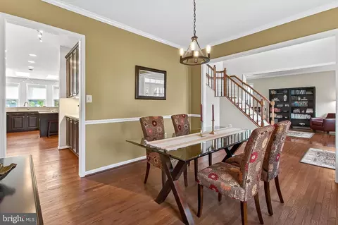 Dining - 7736 White Willow Ct, Springfield, VA 22153 photo 3 of 5
