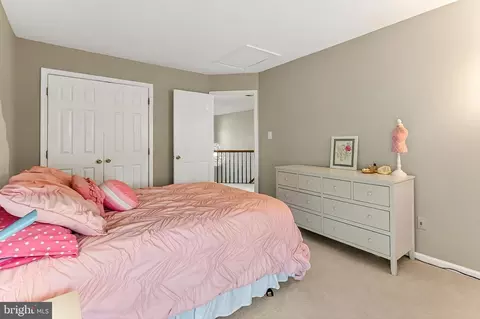 Bedroom - 7736 White Willow Ct, Springfield, VA 22153 photo 6 of 10