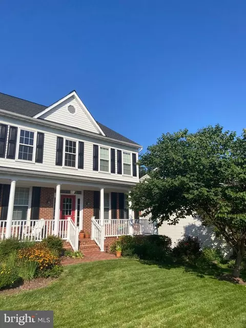 Exterior - 7736 White Willow Ct, Springfield, VA 22153 photo 20 of 25