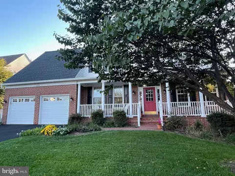 Exterior - 7736 White Willow Ct, Springfield, VA 22153 photo 22 of 25